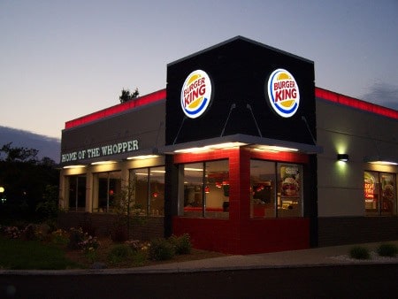 restaurant-design-burger-king-ext-lights-jsr-construction